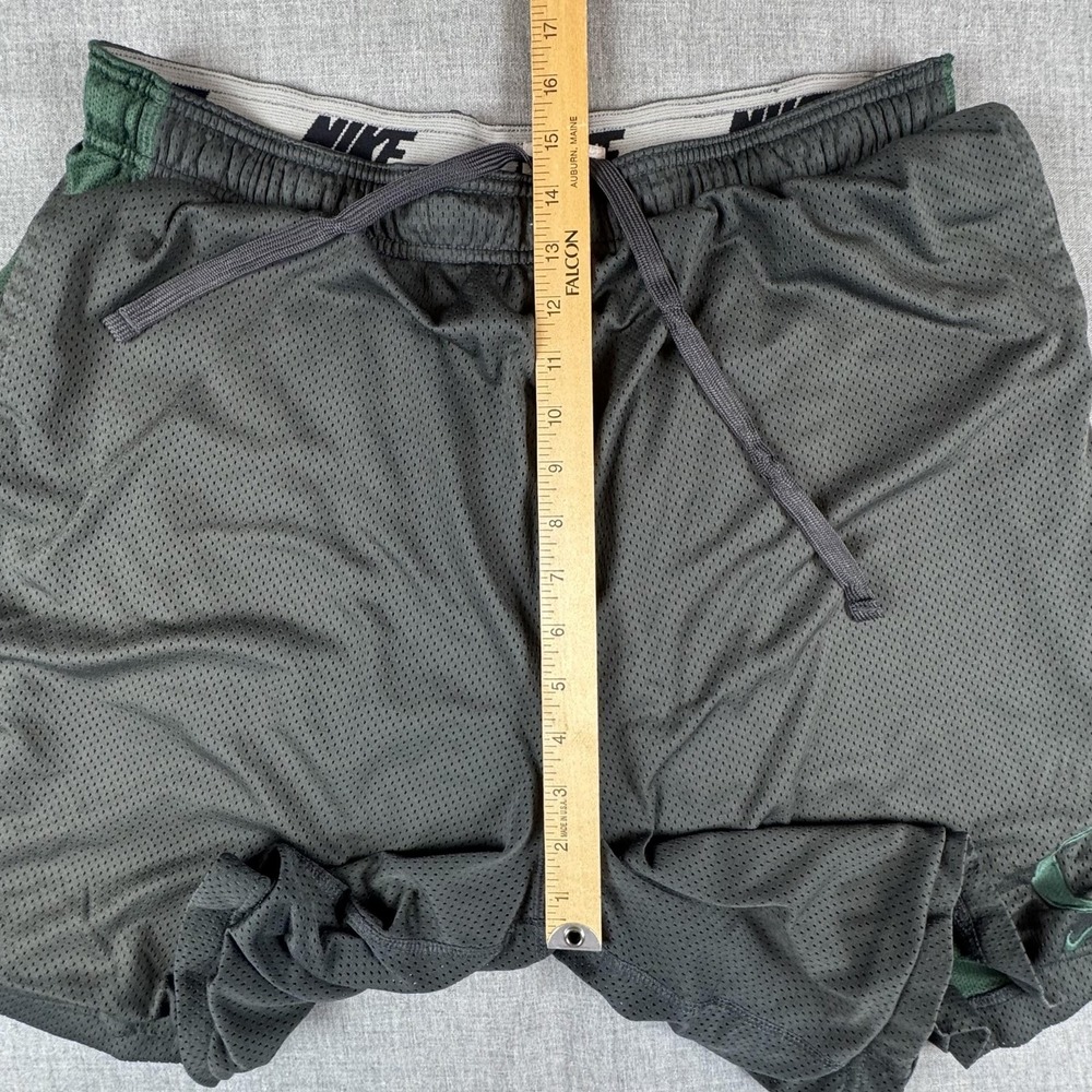 Oregon Ducks Shorts Mens XL Gray Green NCAA Basketball Nike Dri Fit Team Mesh - Picture 7 of 8